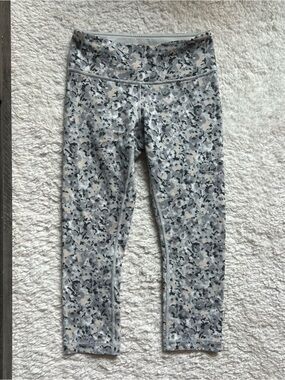 Lululemon Wunder Under Crop Leggings Not So Petite Fleur Silver Spoon (4)